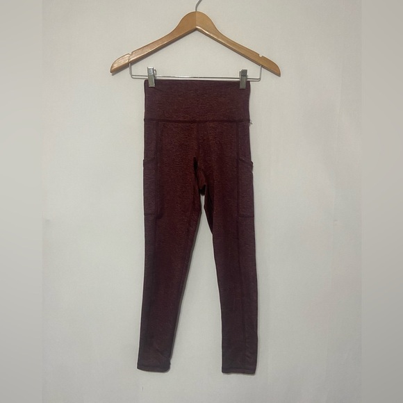 Aerie LIKE NEW burgundy side pocket high rise 7/8 length leggings size small - Picture 2 of 6